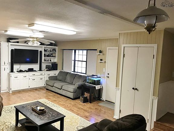 4th image of 3116 Southeast Dr