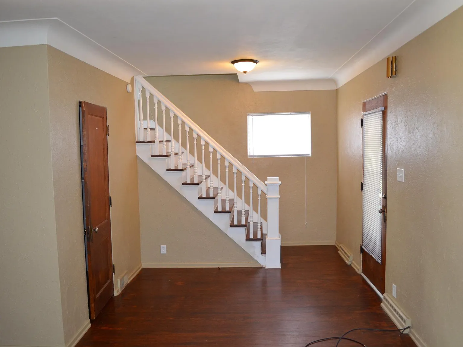 3 bed, 1.5 bath, 1248 sqft, $2,900 — Photo 1
