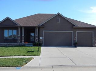 1403 Callahan Dr, Council Bluffs, IA 51503