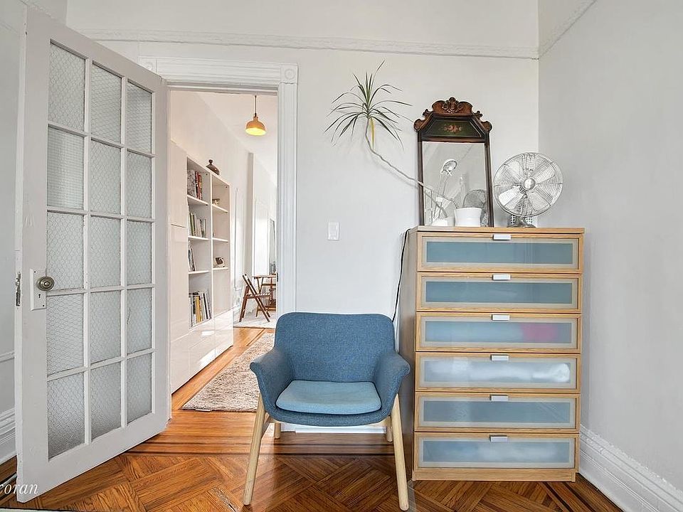 2nd image of 328 Decatur St APT 2