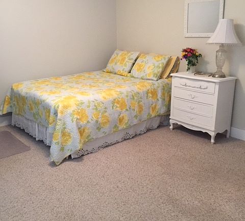 second upstairs bedroom