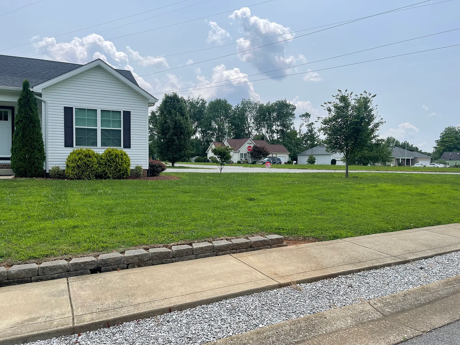 3 bed, 1175 sqft, $1,500 — Photo 3