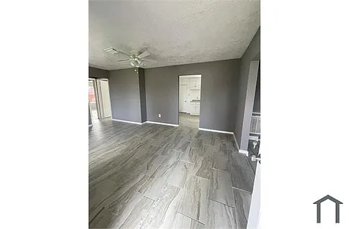 5102 Myrtlewood St Photo 1
