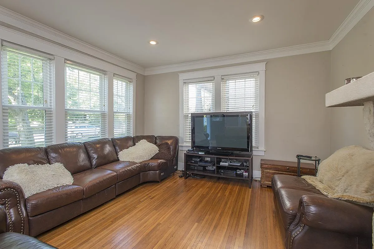 2 bed, 1452 sqft, $3,500 — Photo 4