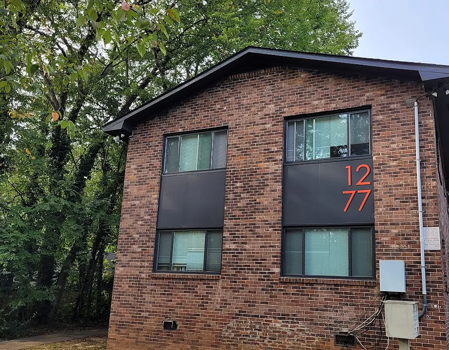 1277 Greenwich St SW #7