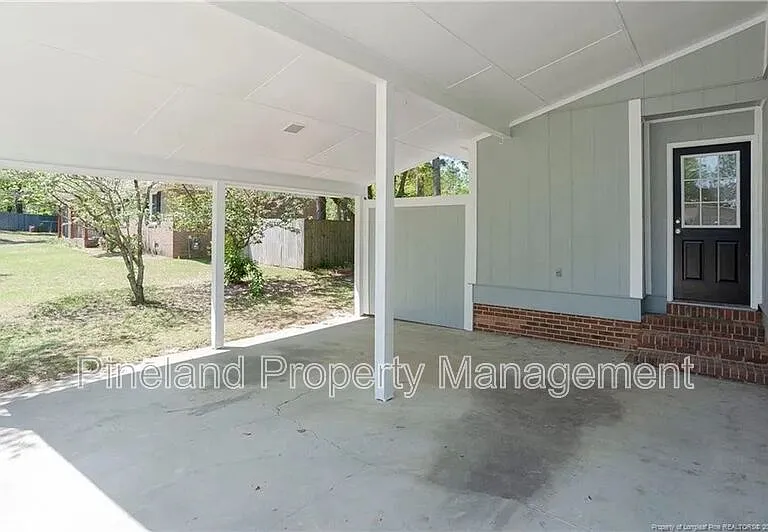 2012 Lakemeadow Dr — Photo 2
