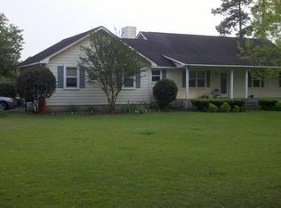140 Plum Dr, Eastman, GA 31023