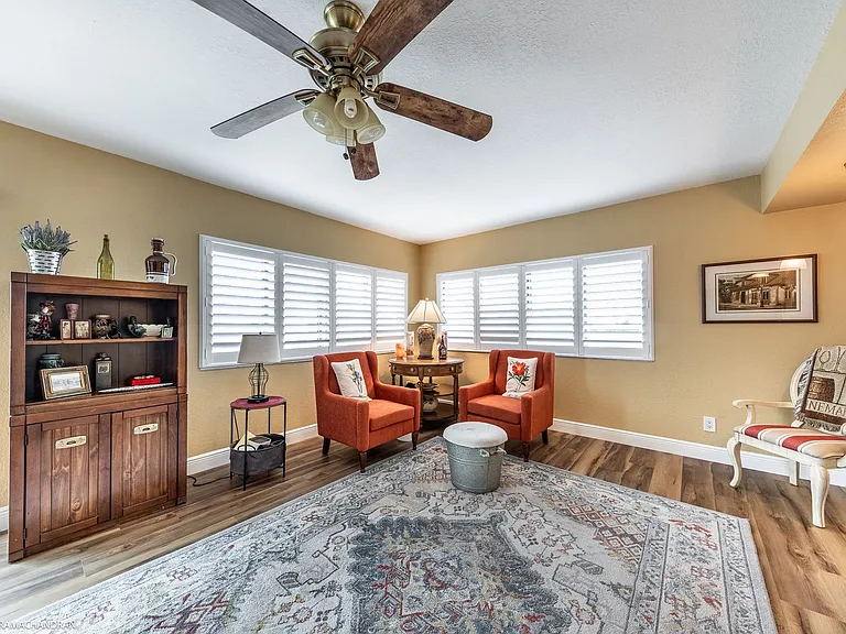 1801 Jamaica Way #331 — Photo 10