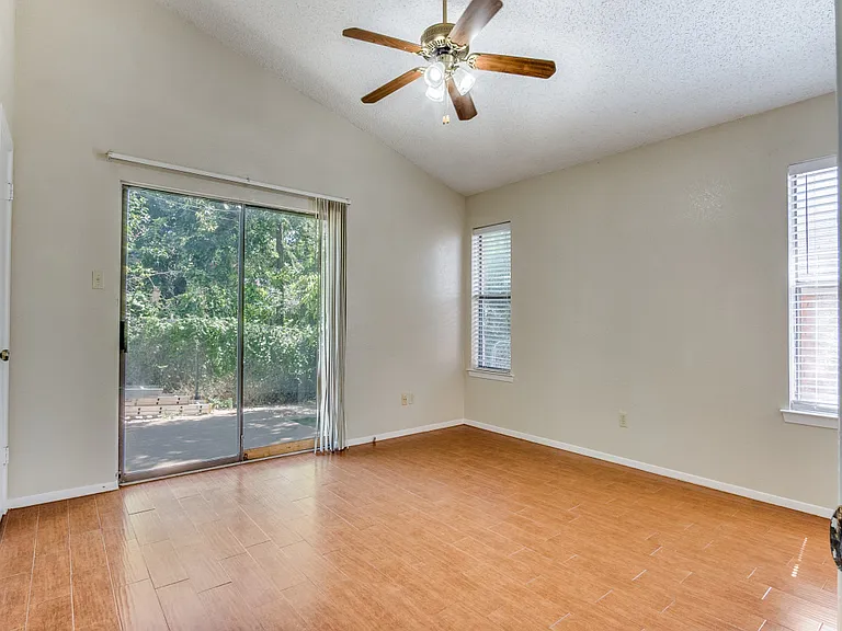4817 Fletcher Ave — Photo 44