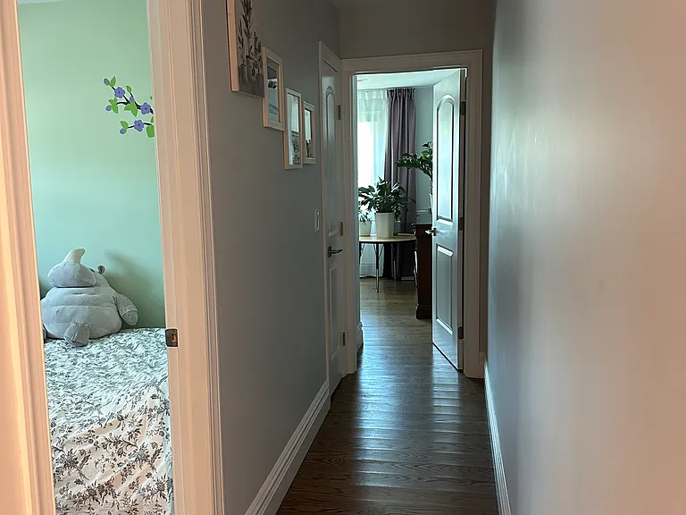 27 Cottage Pl #1 — Photo 7
