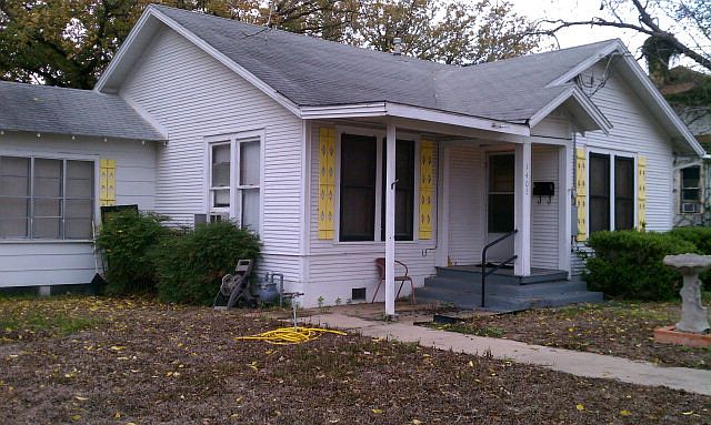 1st image of 1405 N Saint Joseph St