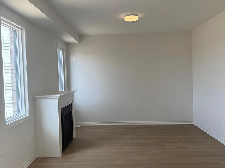 351 Farley Rd — Photo 20