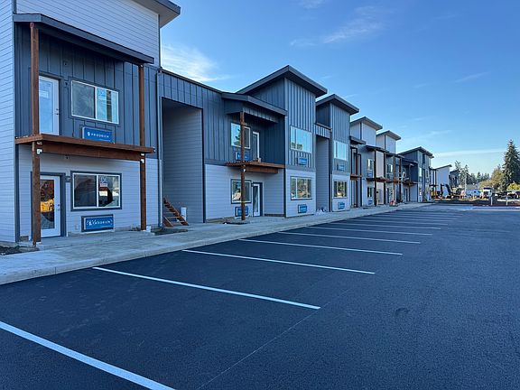 4th image of 400 SE Grant St #2