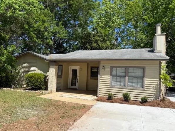 2736 Vassar Rd, Tallahassee, FL 32309