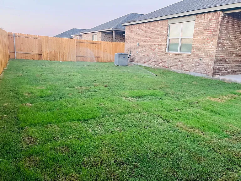 1032 Calhoun Dr — Photo 23