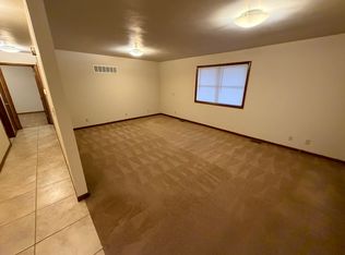 1005 Prince St, Pekin, IL 61554