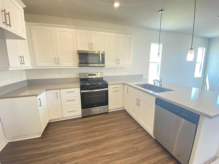 208 Bonita Ln — Photo 5