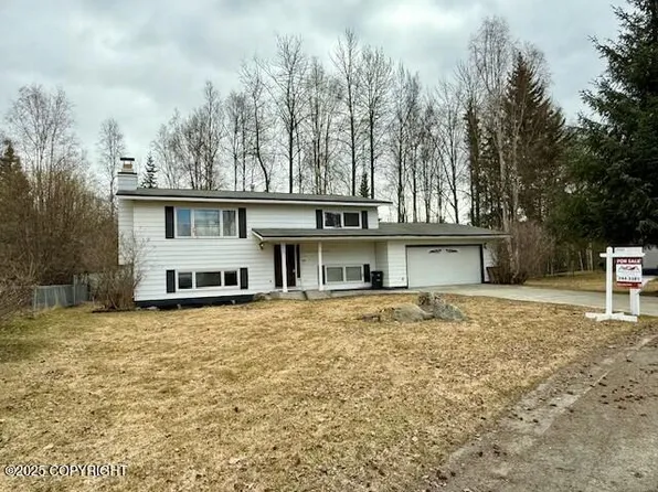 3123 Regis Ct, Anchorage, AK 99508