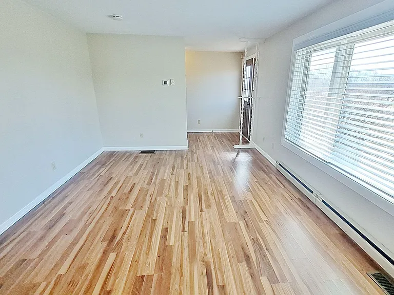 903 Old Carlisle Rd — Photo 7