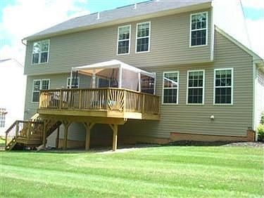 3rd image of 1212 Tinkers Green Dr