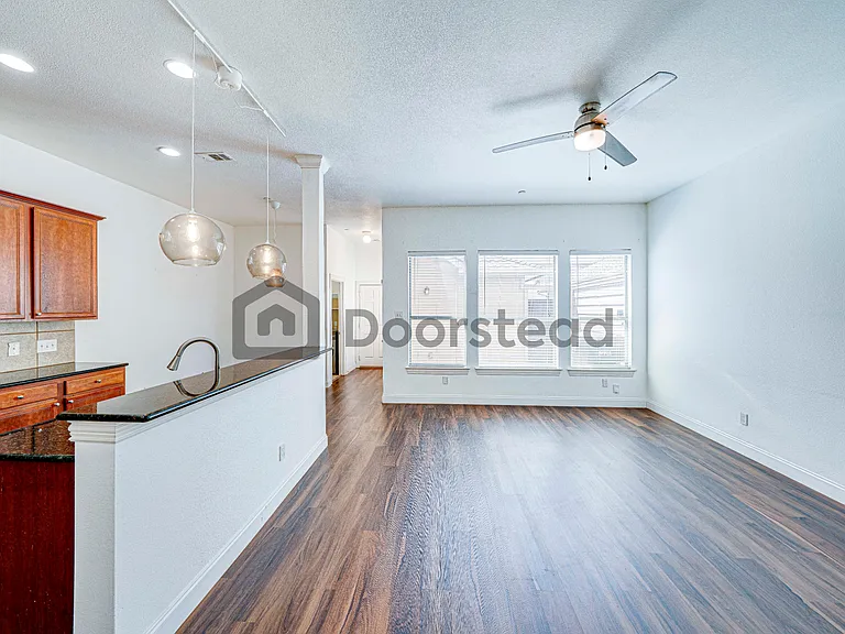 8625 Empire Blvd — Photo 4
