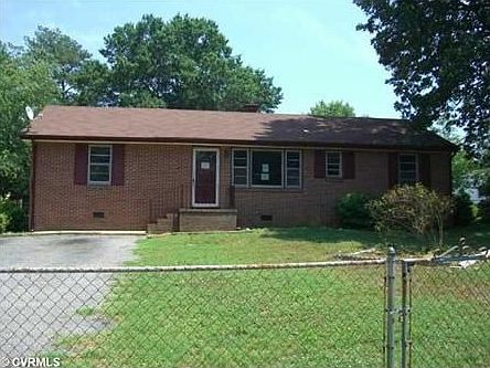 2nd image of 4114 Henshaw Dr
