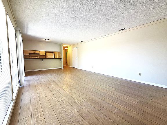 5th image of 1005 Brinkby Ave APT 4