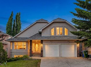 166 E Scenic Ridge Cres NW, Calgary, AB T3L 1V7