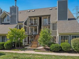 6010D Curtier Dr APT D, Alexandria, VA 22310