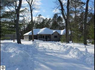 1611 Chappel Woods Trl, National City, MI 48748