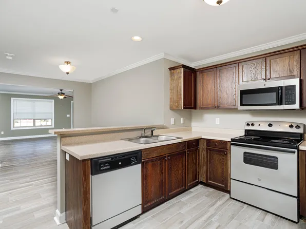 The Oakley at Deerfield