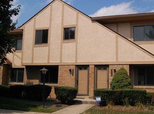 5261 Greensedge Way #6, Columbus, OH 43220