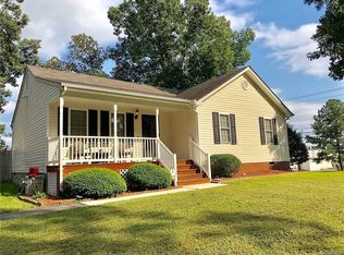 11641 Oak Rd, Chester, VA 23831