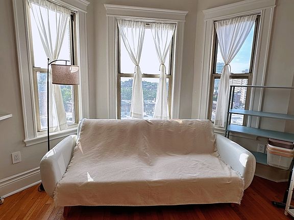 5th image of 270 Huntington Ave APT 706