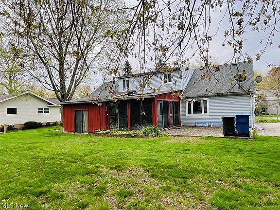 3rd image of 30618 Ashton Ln