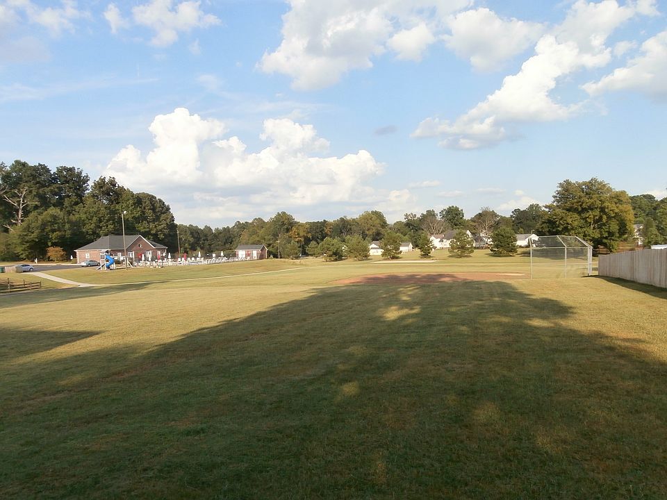 Huge back yard