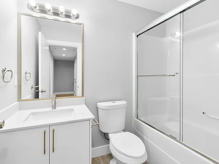5728 Sterling Ave #103 — Photo 12