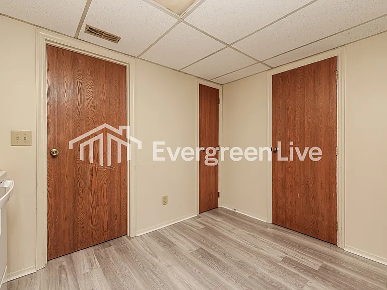 2476 Spring Valley Rd — Photo 6