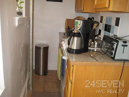 Rented by 24 7 NYC Realty Inc. | media 36