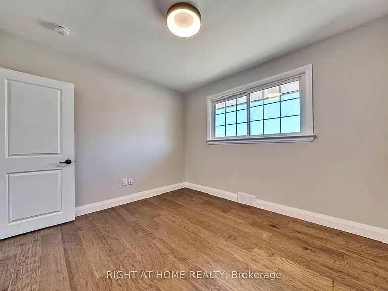 43 White St #MAIN — Photo 24