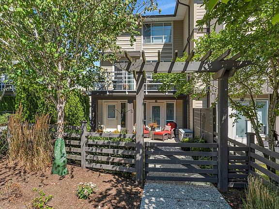4th image of 15405 31st Ave #22