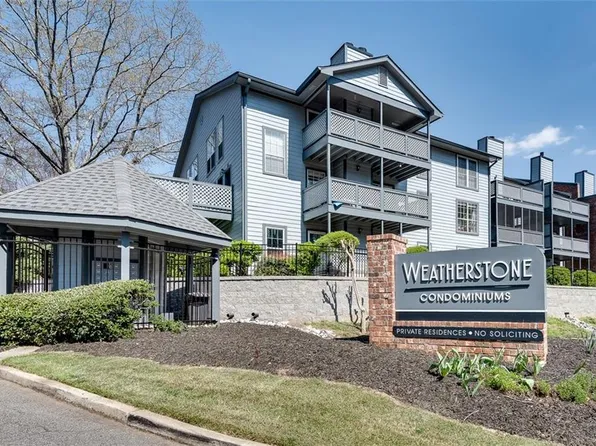 1122 Weatherstone Dr, Atlanta, GA 30324