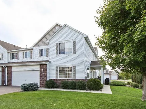 202 River Woods Dr W, Saint Paul Park, MN 55071