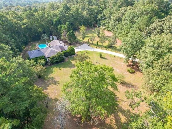 255 Hill And Dell Dr, Warrenville, SC 29851