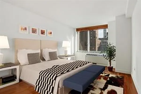 Rented by Corcoran | media 6