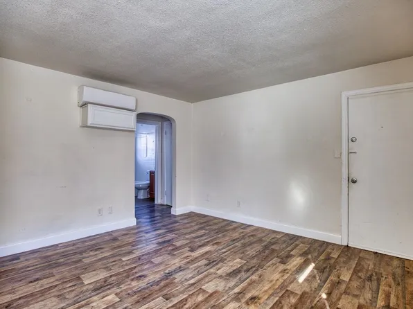 1005 Little Bay Ave APT B1, Norfolk, VA 23503