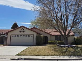 712 Silver Oak Dr, Tehachapi, CA 93561
