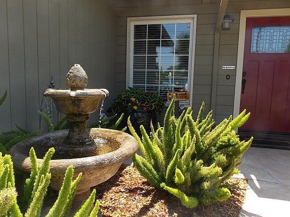2nd image of 886 Lori Ave