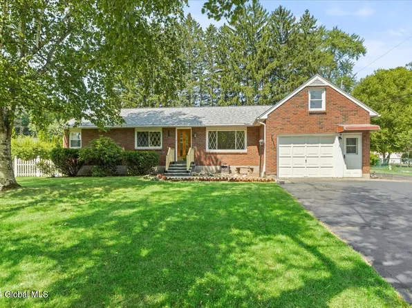 31 Henry Avenue, Guilderland, NY 12203