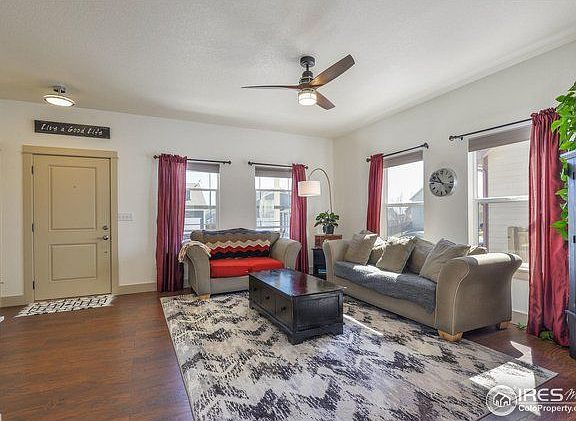 5th image of 839 Cliffrose Way